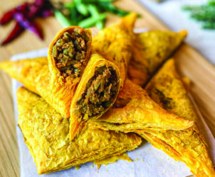 Baked Chicken Curry Puff